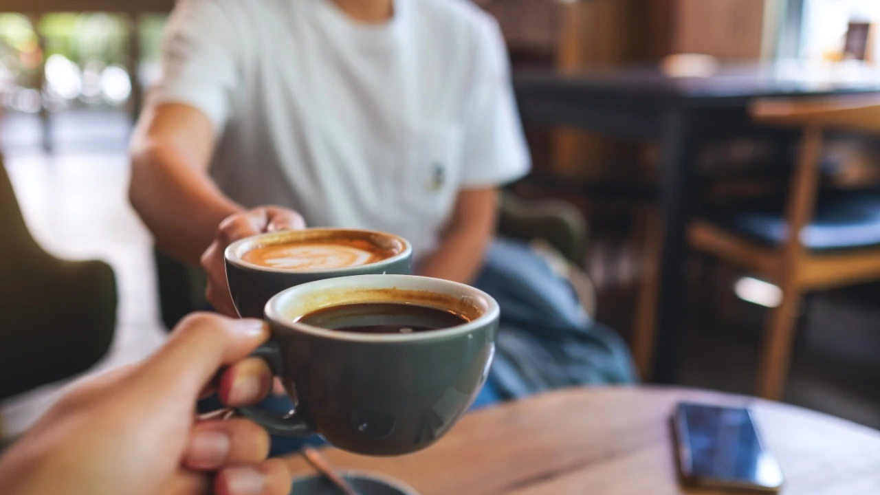 minum kopi